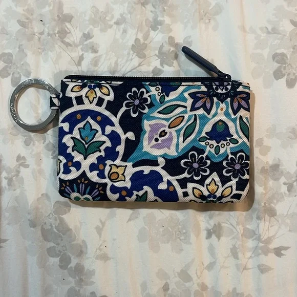 Vera Bradley Zip ID Case - Picture 2 of 3